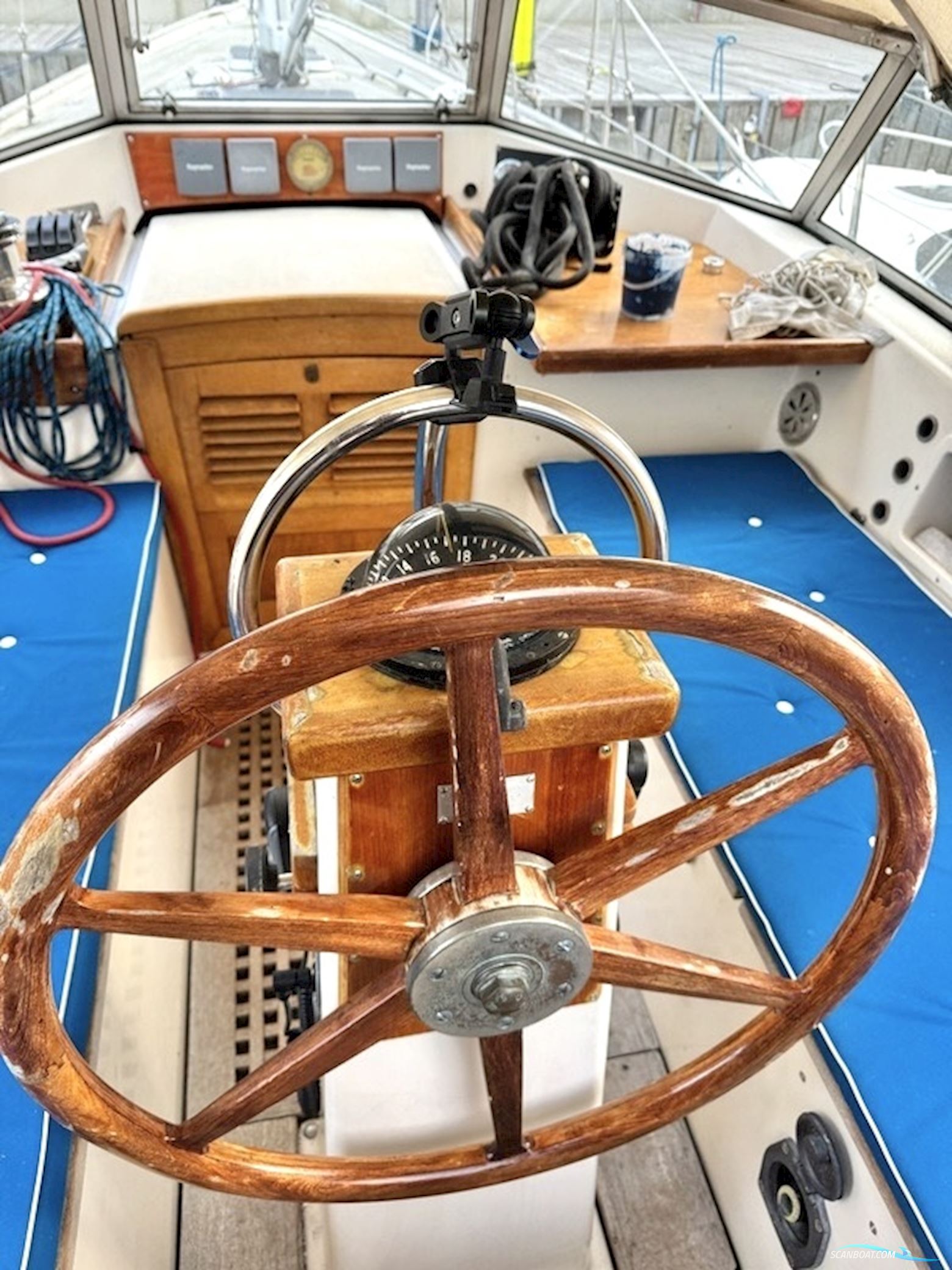 Hallberg Rassy 38