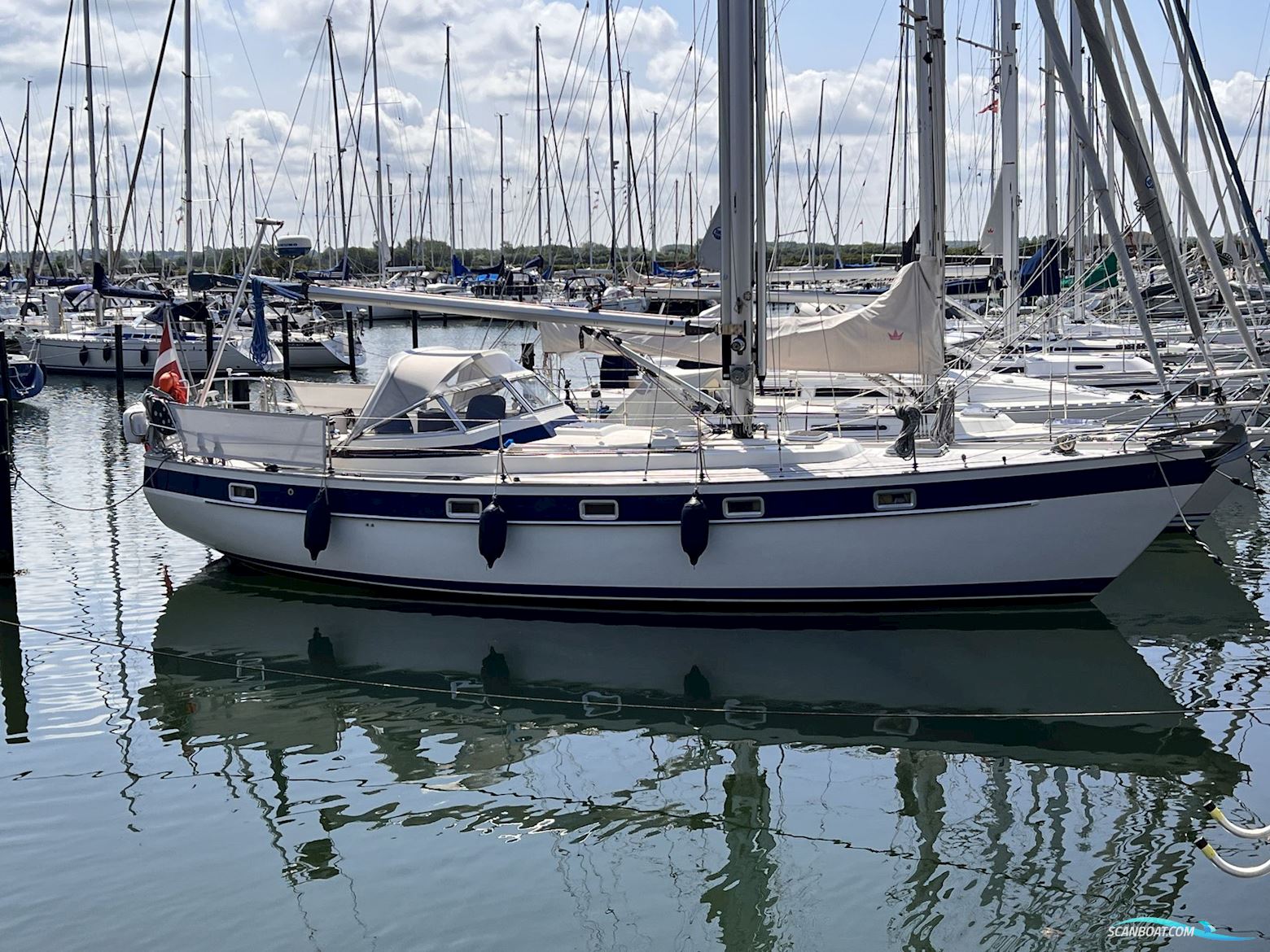 Hallberg Rassy 38