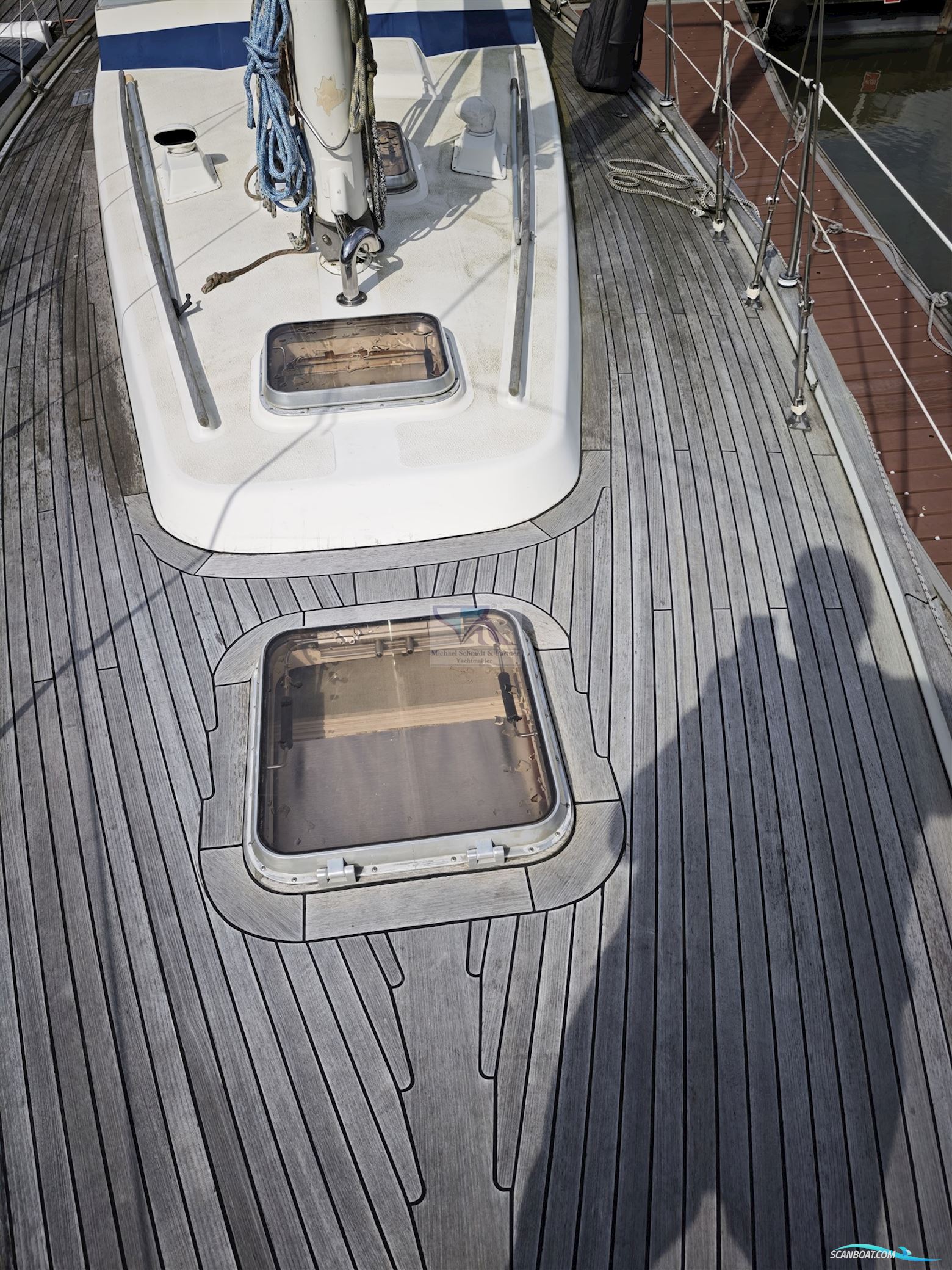 Hallberg Rassy 38