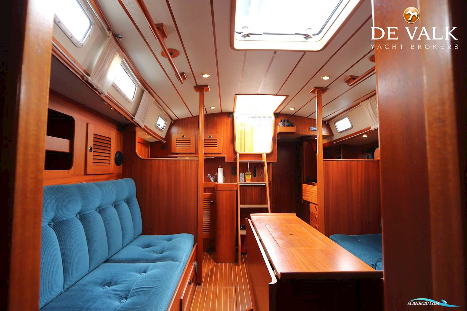 Hallberg Rassy 39