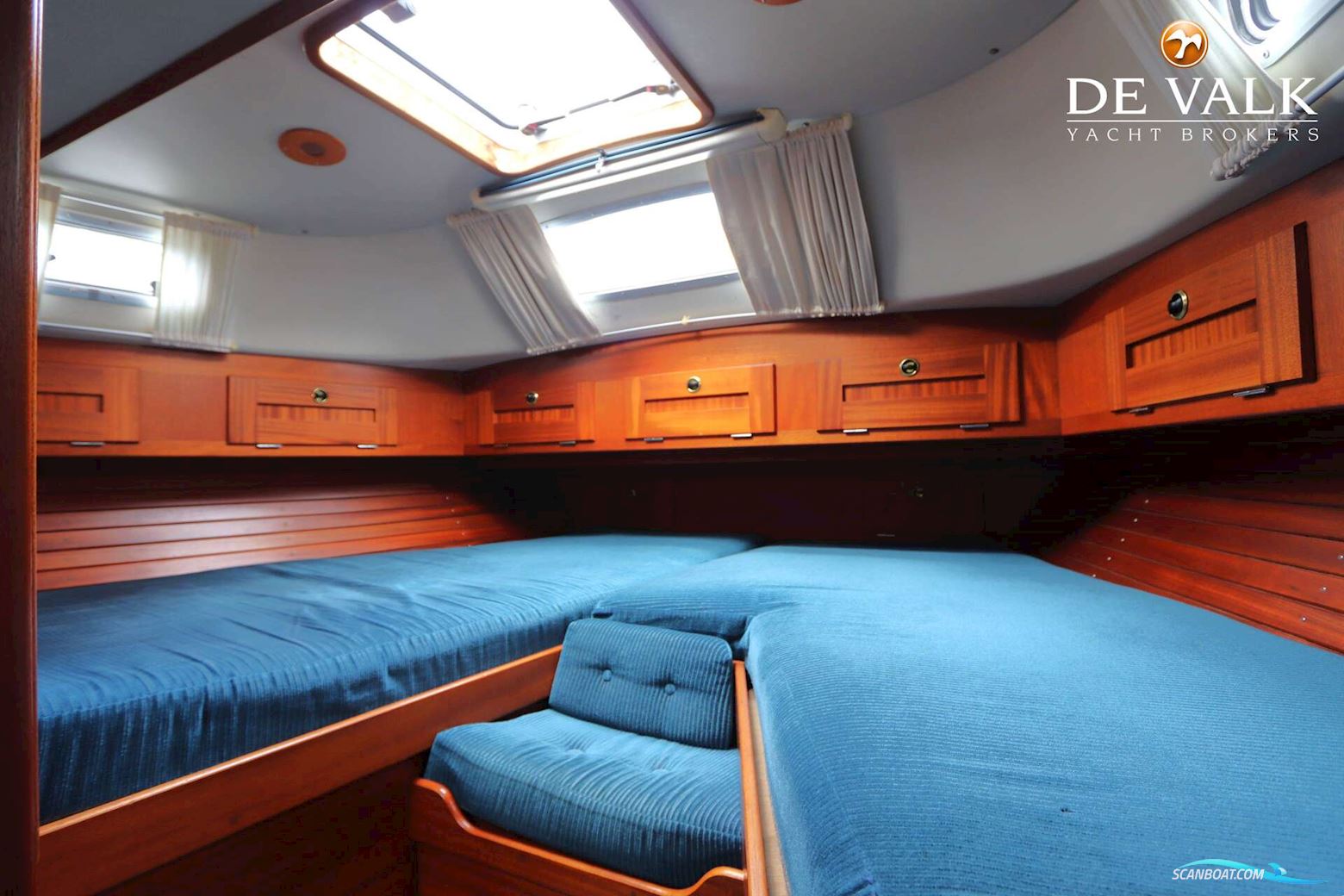 Hallberg Rassy 39