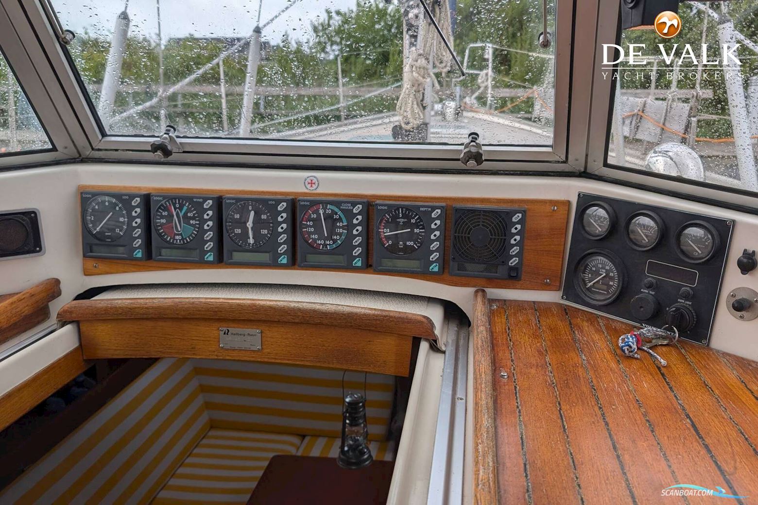 Hallberg Rassy 42 E