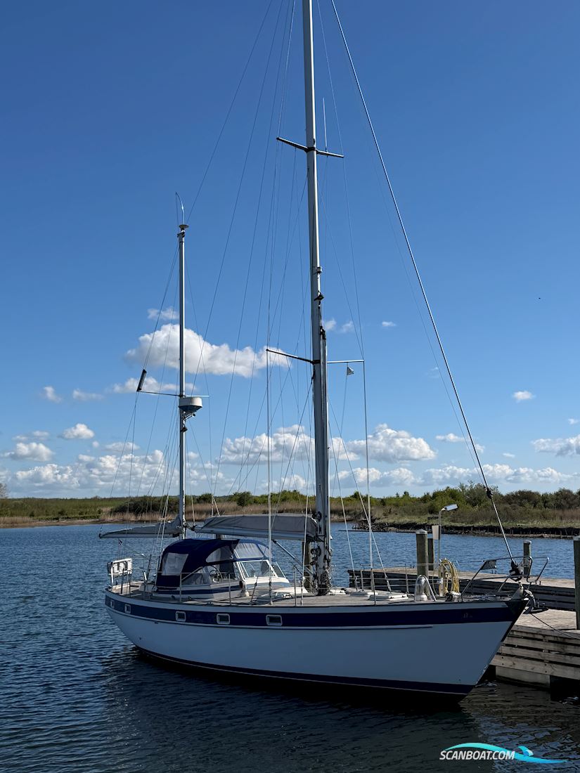 Hallberg-Rassy 42 Sailingboat 1987, with Yanmar 4kh4Tbe engine, Denmark