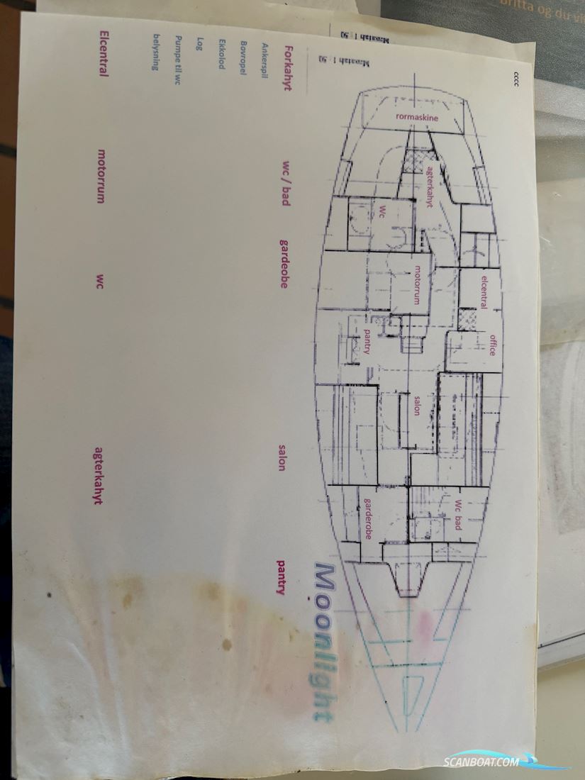 Hallberg-Rassy 42
