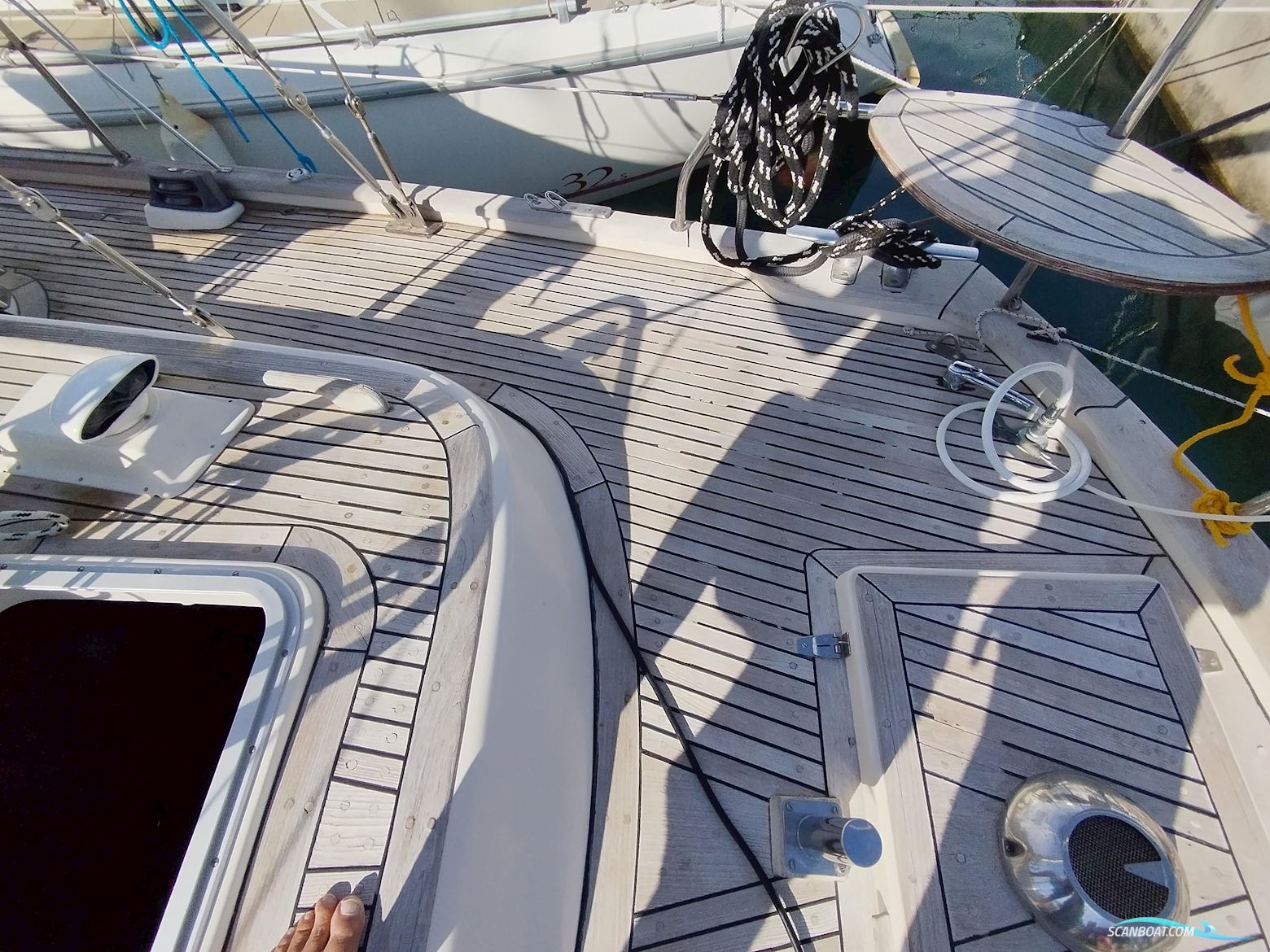 Hallberg-Rassy 42E