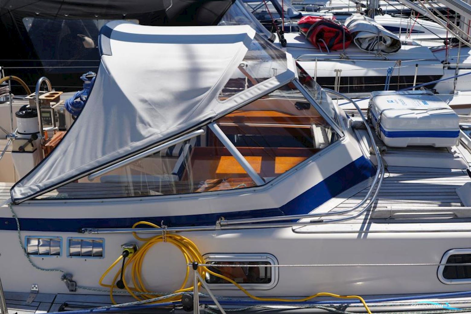 Hallberg-rassy 42F MK II