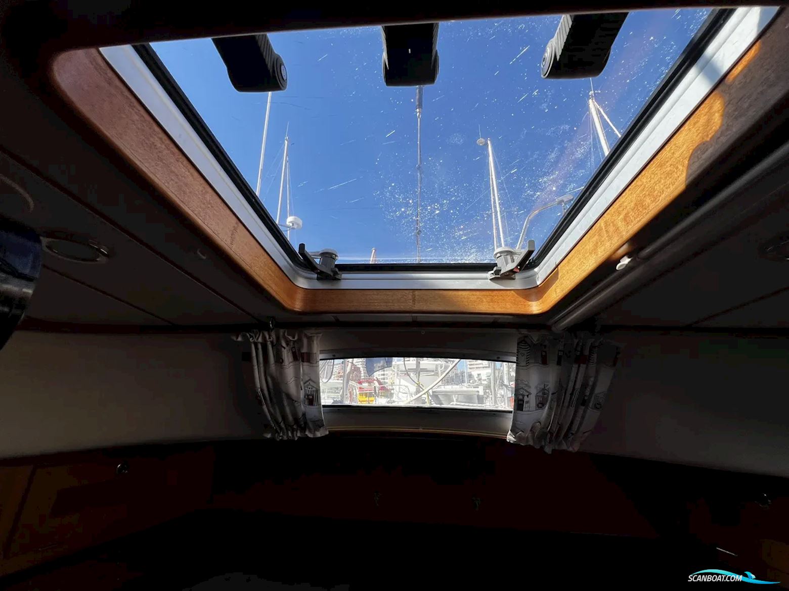 Hallberg-rassy 42F MK II