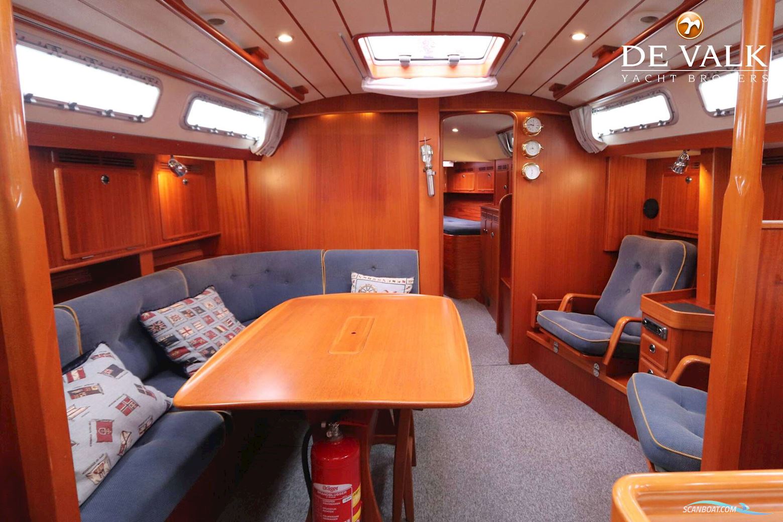Hallberg Rassy 43 MK I