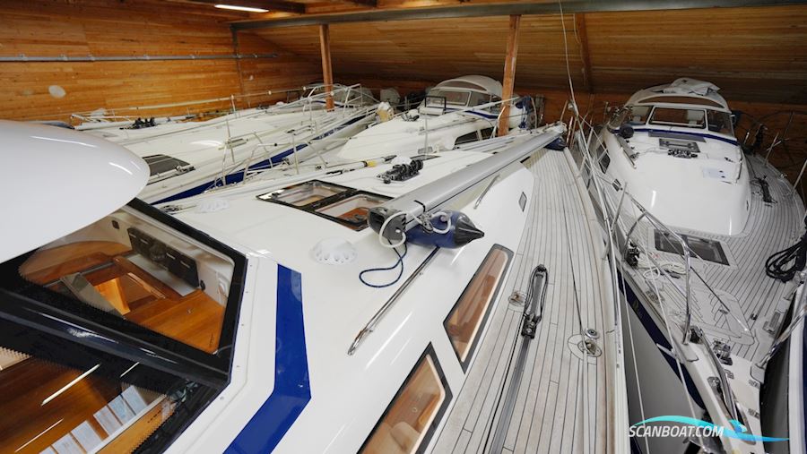 Hallberg-Rassy 44