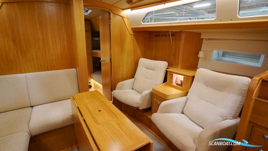 Hallberg-Rassy 44