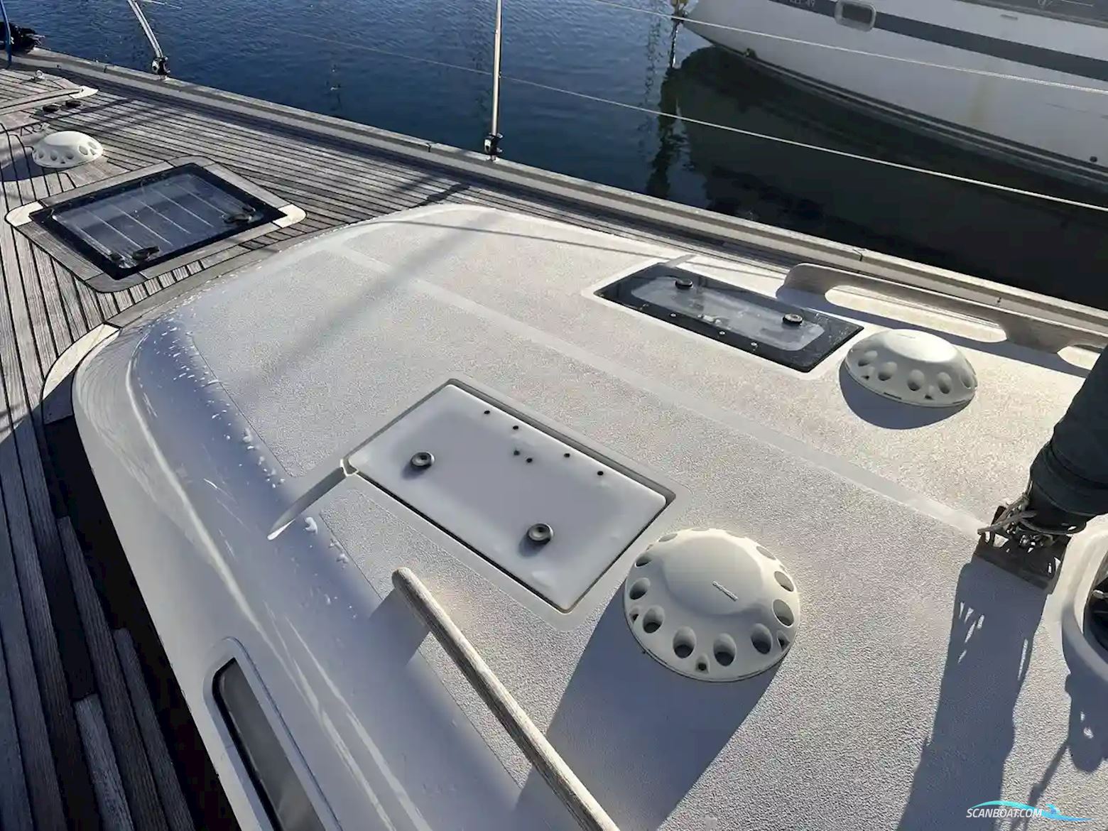 Hallberg-rassy 44
