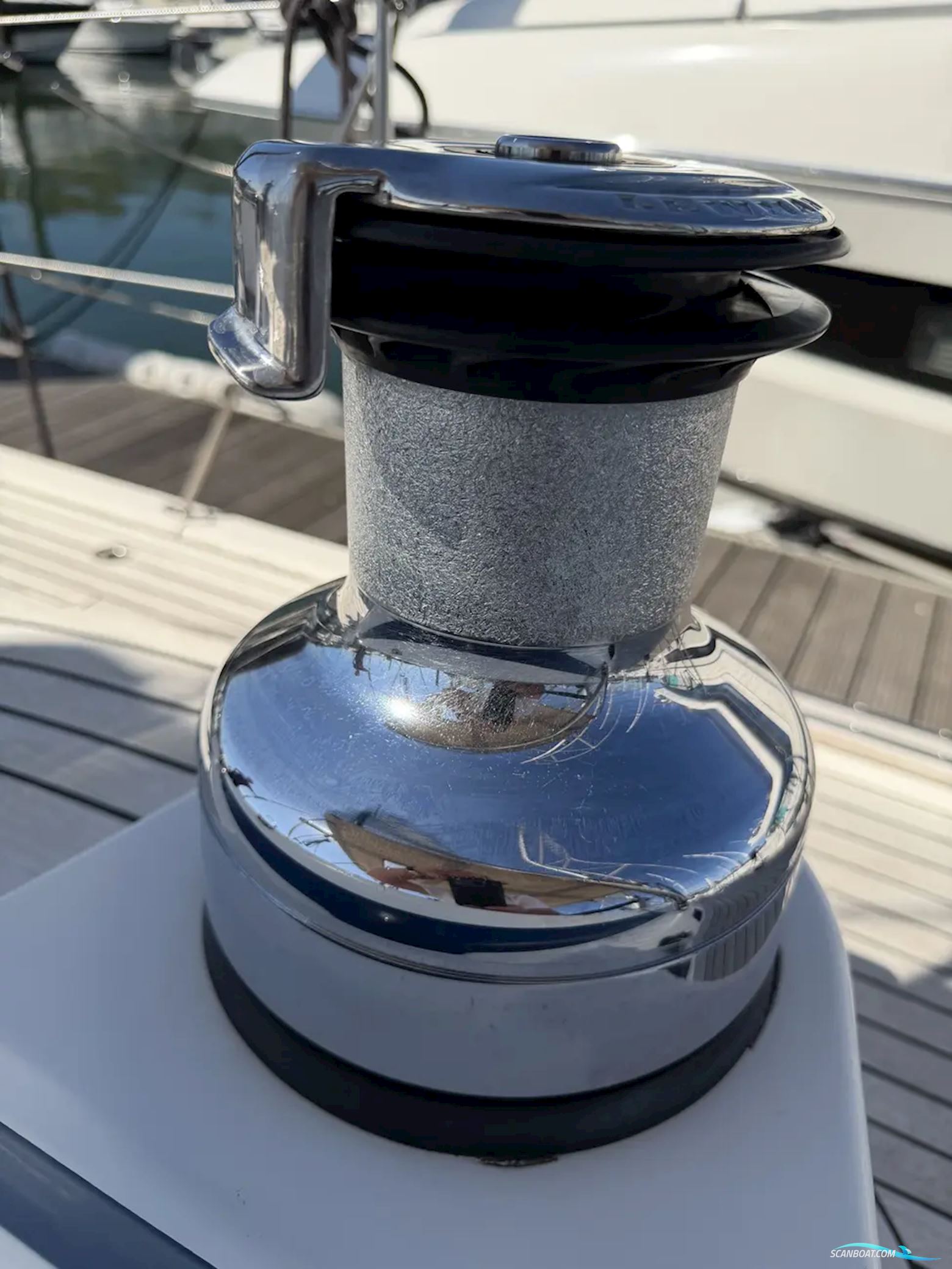Hallberg-Rassy 44