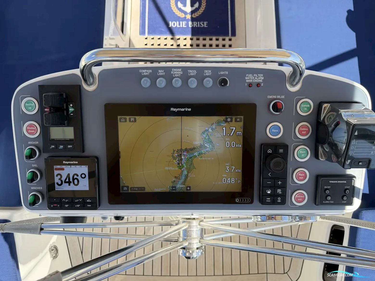 Hallberg-Rassy 44