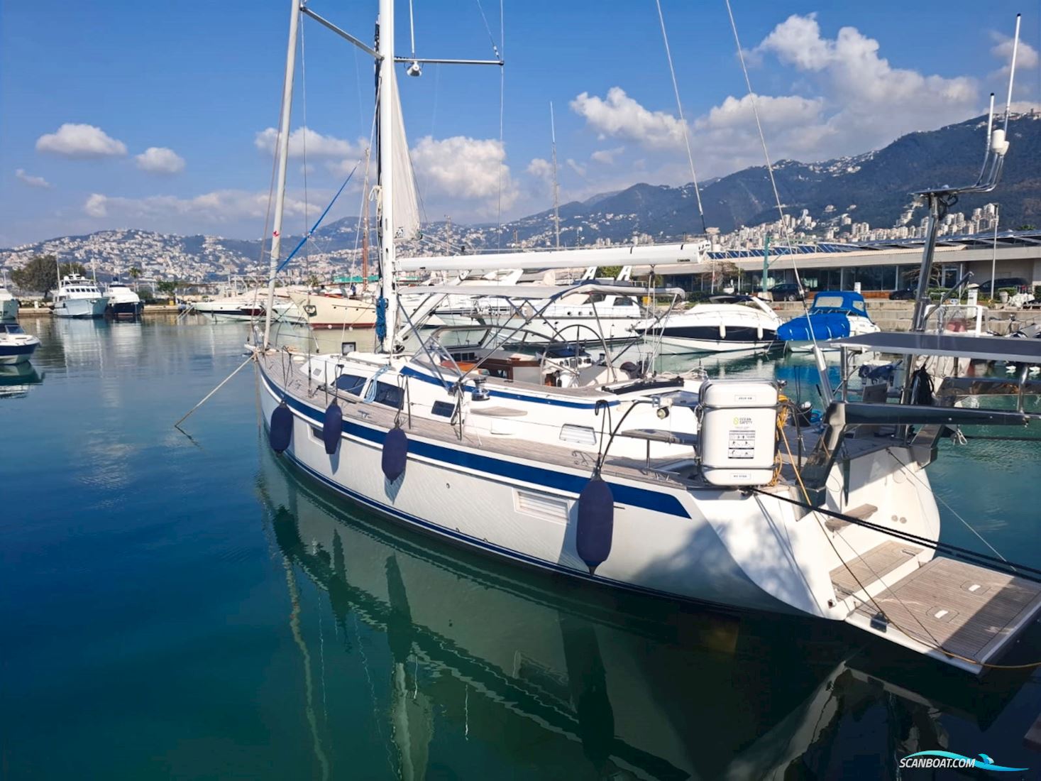 Hallberg Rassy 44