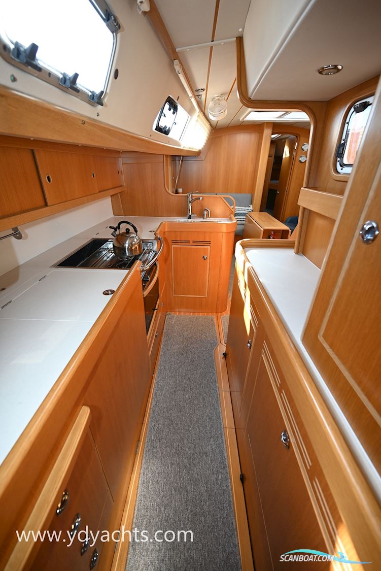 Hallberg Rassy 44