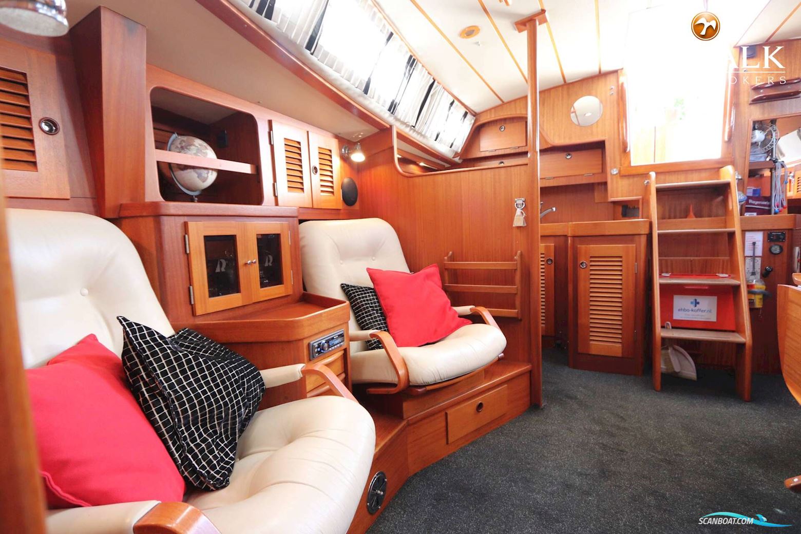 Hallberg Rassy 45