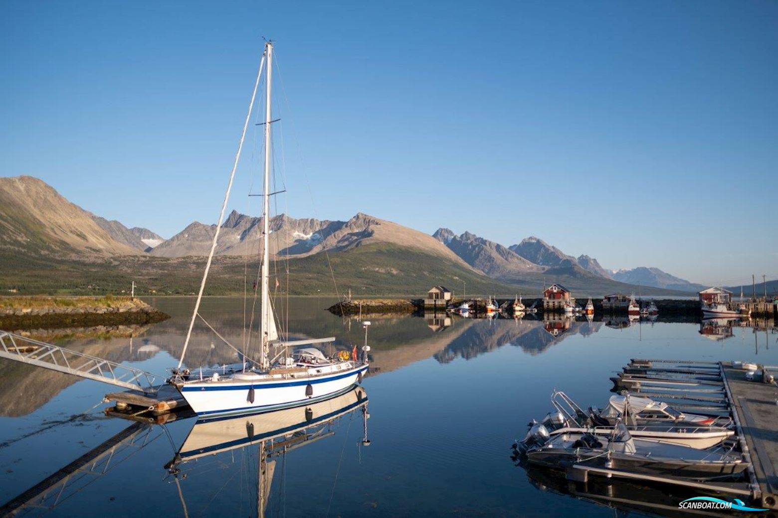 Hallberg-Rassy 45