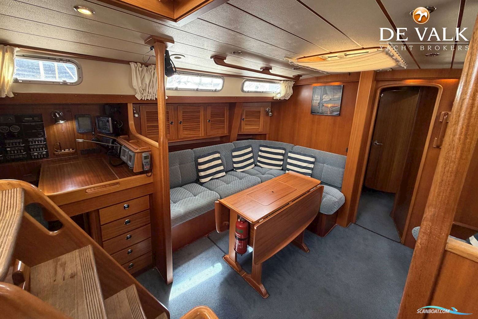 Hallberg Rassy 46