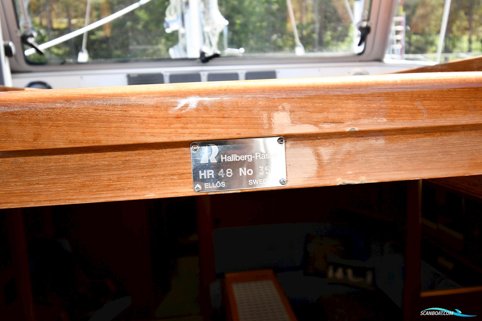 Hallberg-Rassy 48