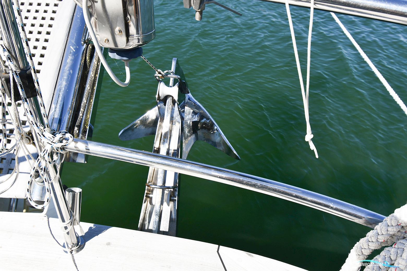Hallberg-Rassy 48