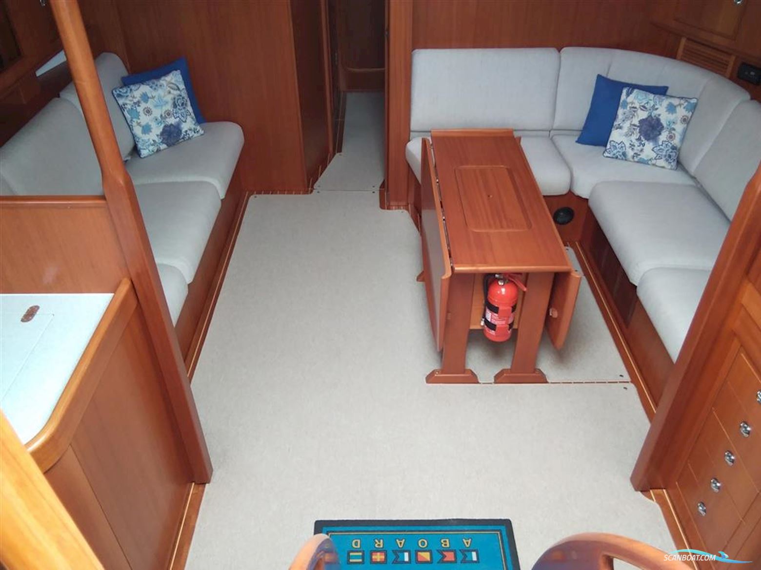 Hallberg Rassy 48