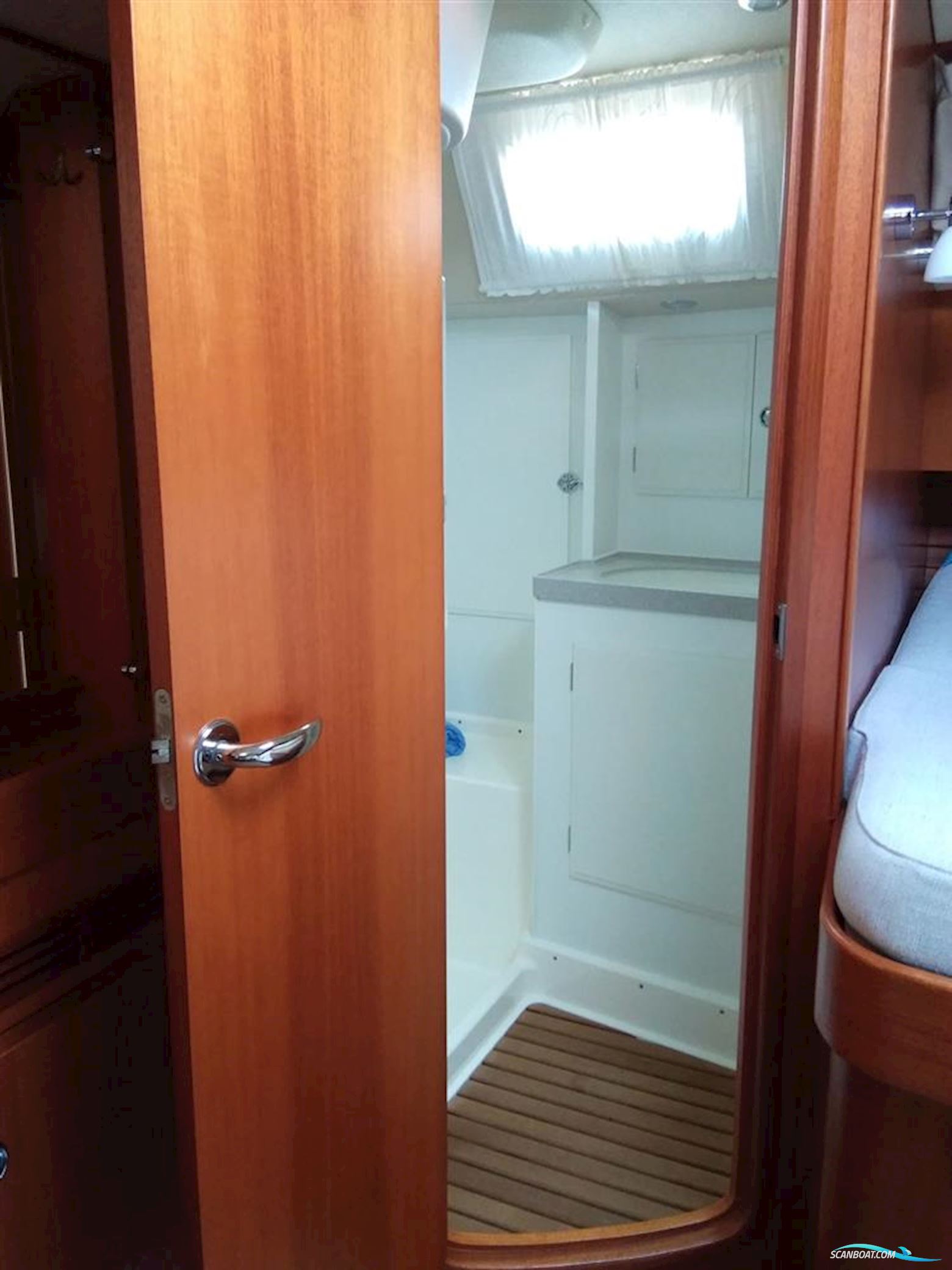 Hallberg Rassy 48