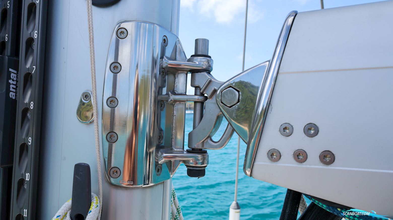 Hallberg-Rassy 54