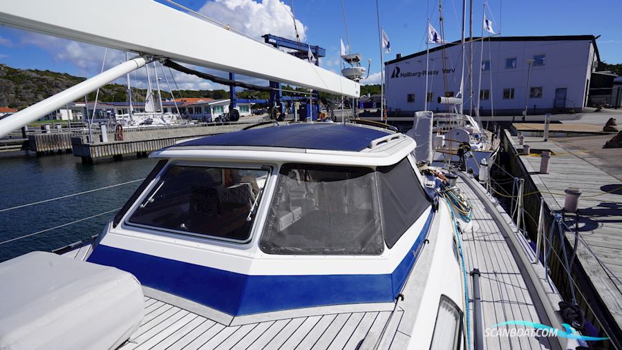 Hallberg-Rassy 55