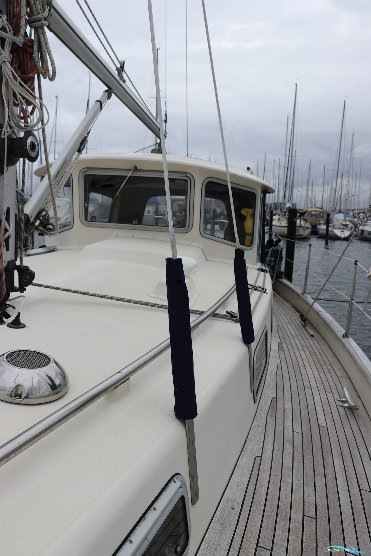 Hallberg-Rassy Kutter