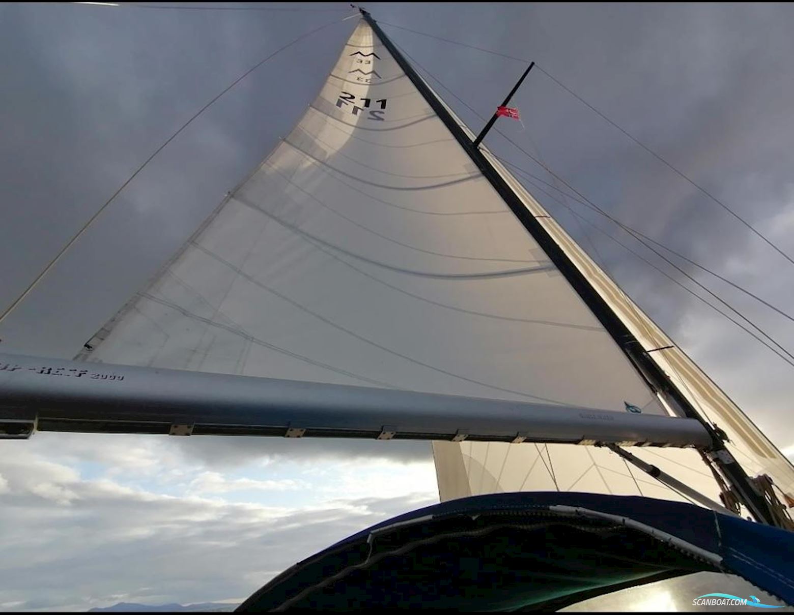 Hallberg-Rassy Mistral 33