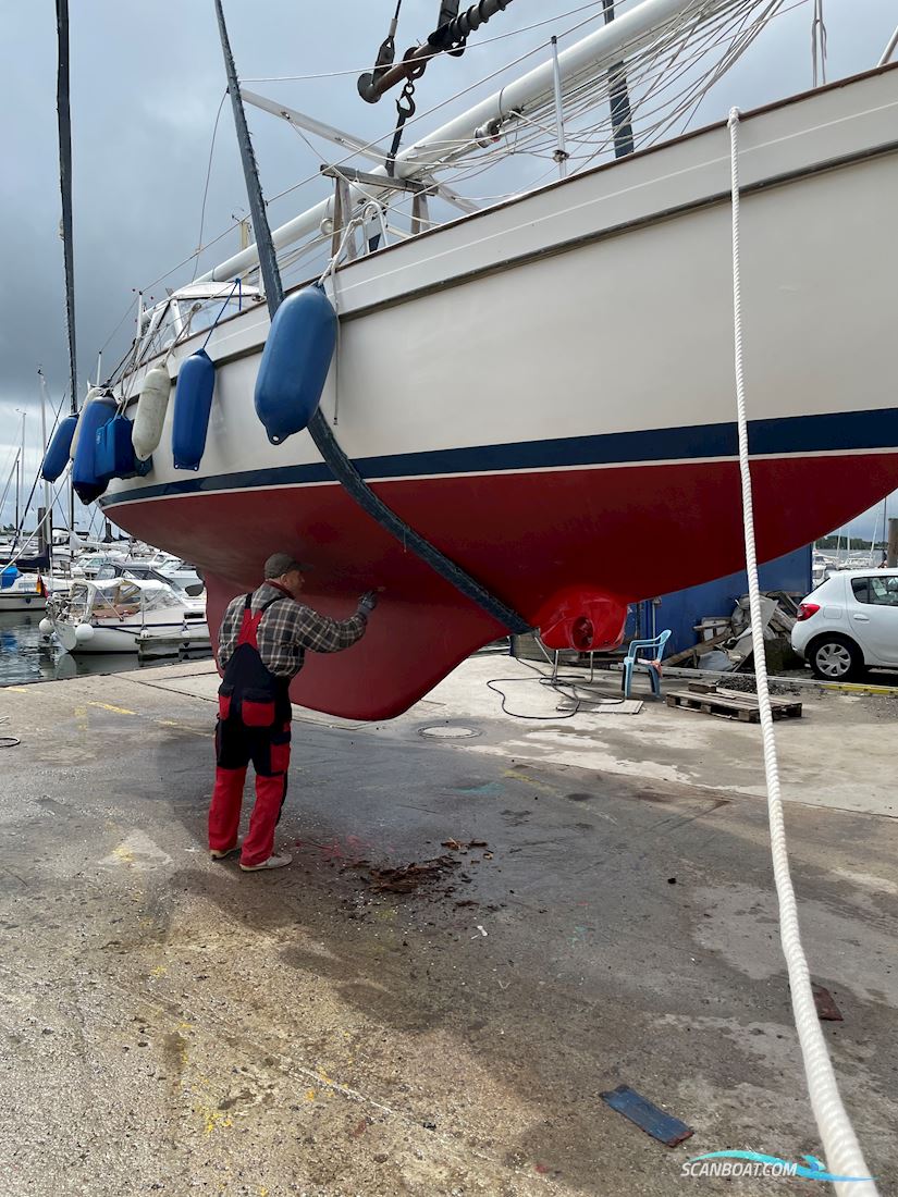 Hallberg Rassy Monsun 31