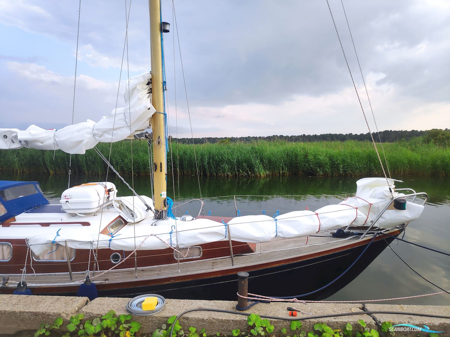 Hallberg-Rassy P 28