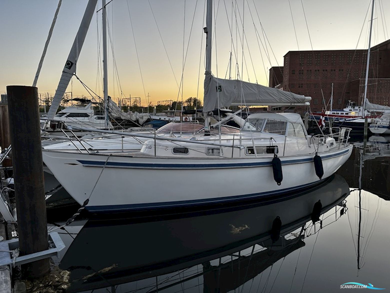 Hallberg Rassy Rasmus 35 Sailingboat 1978, with Volvo Penta
 engine, Denmark