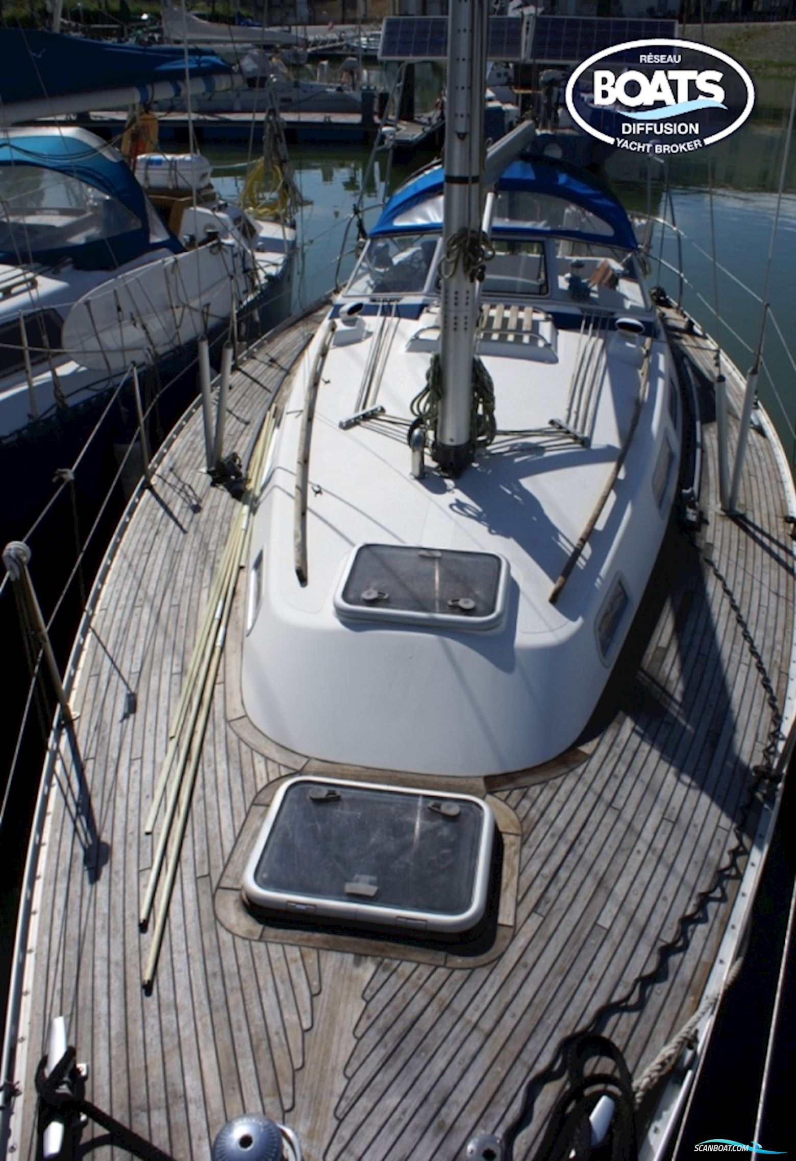 Hallberg Rassy Suede Hallberg Rassy 31 Scandinavia Sailingboat 2001, with Volvo Penta engine, France