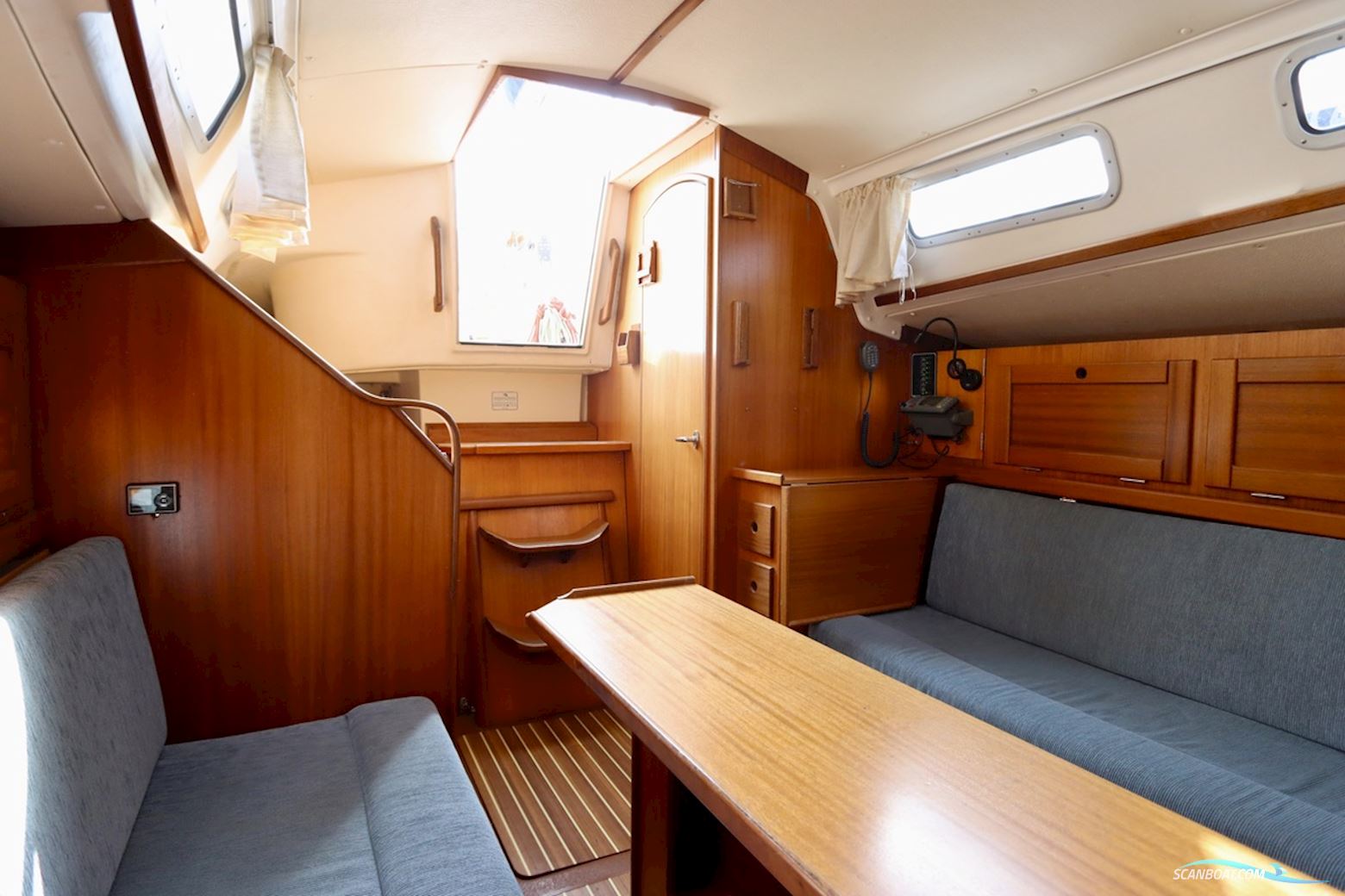 Hanse 301