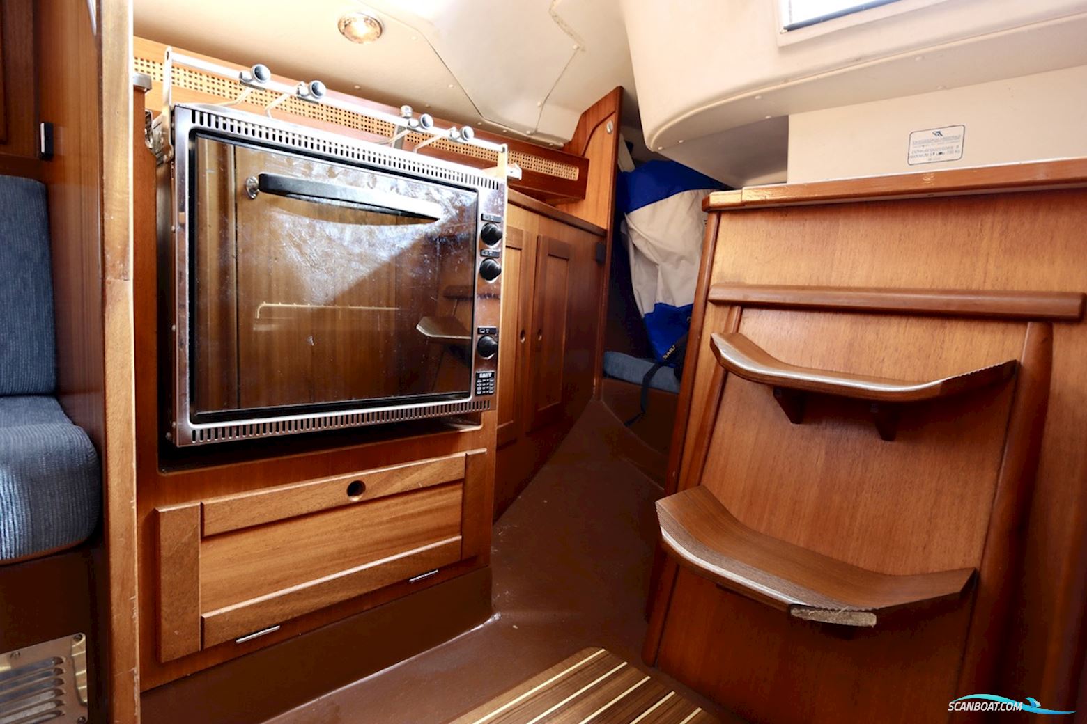 Hanse 301