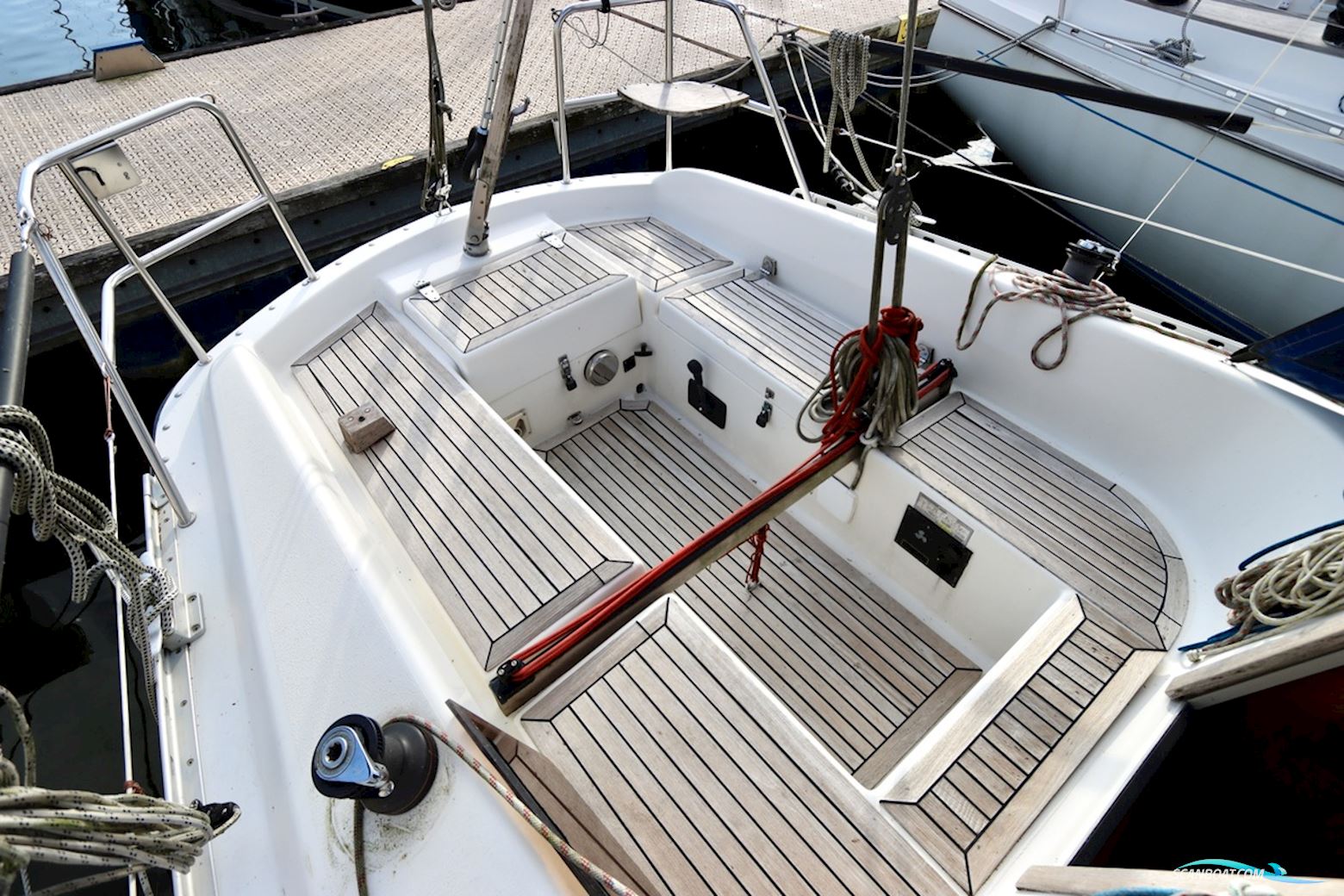 Hanse 301