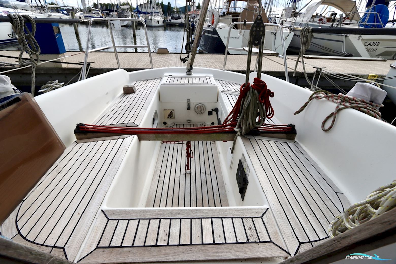 Hanse 301