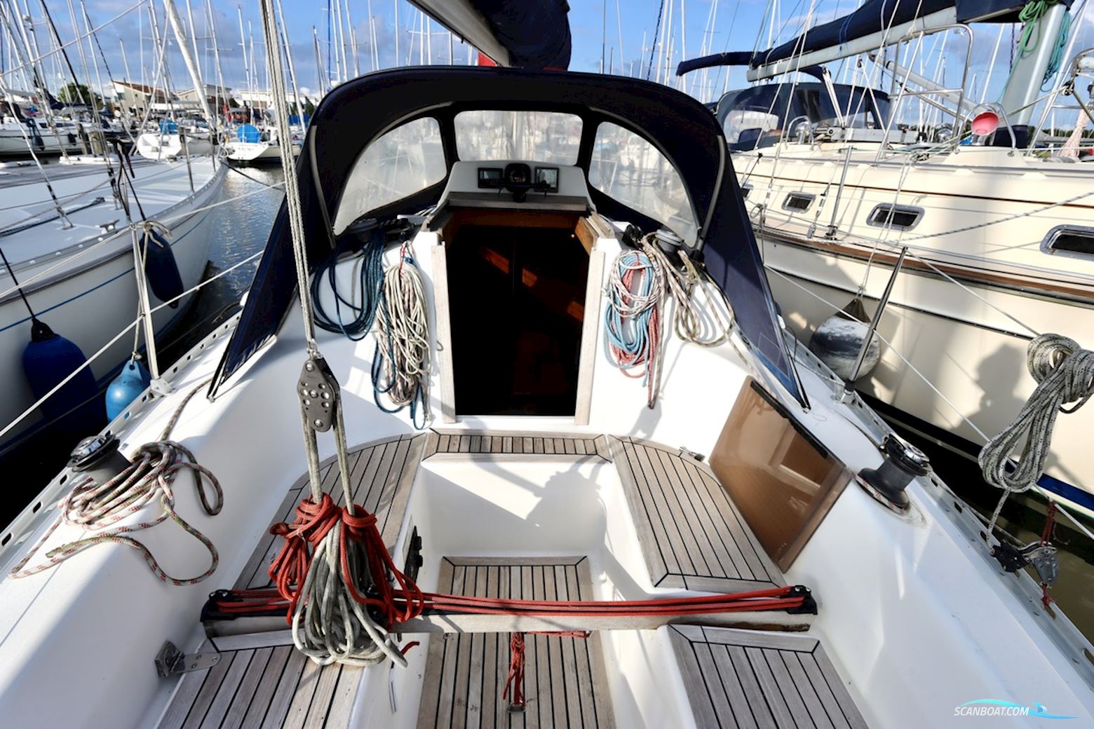 Hanse 301
