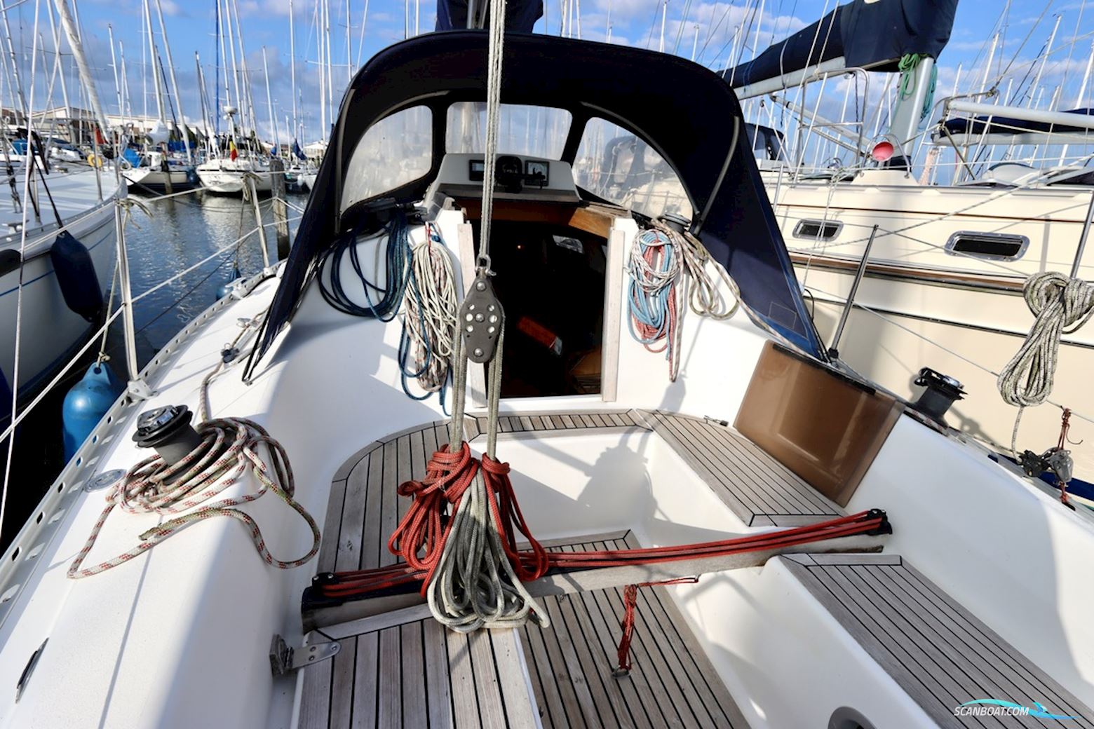 Hanse 301