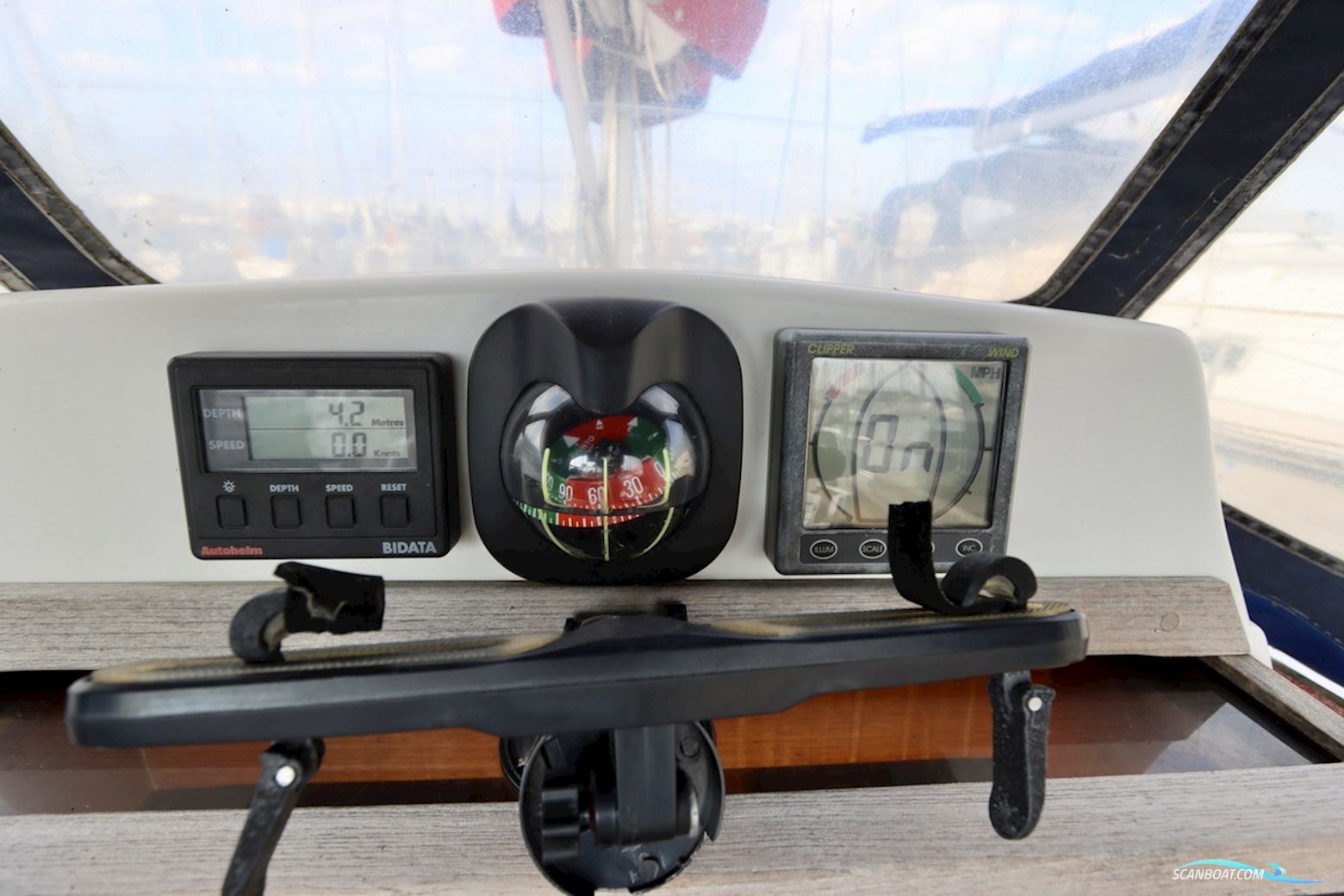 Hanse 301