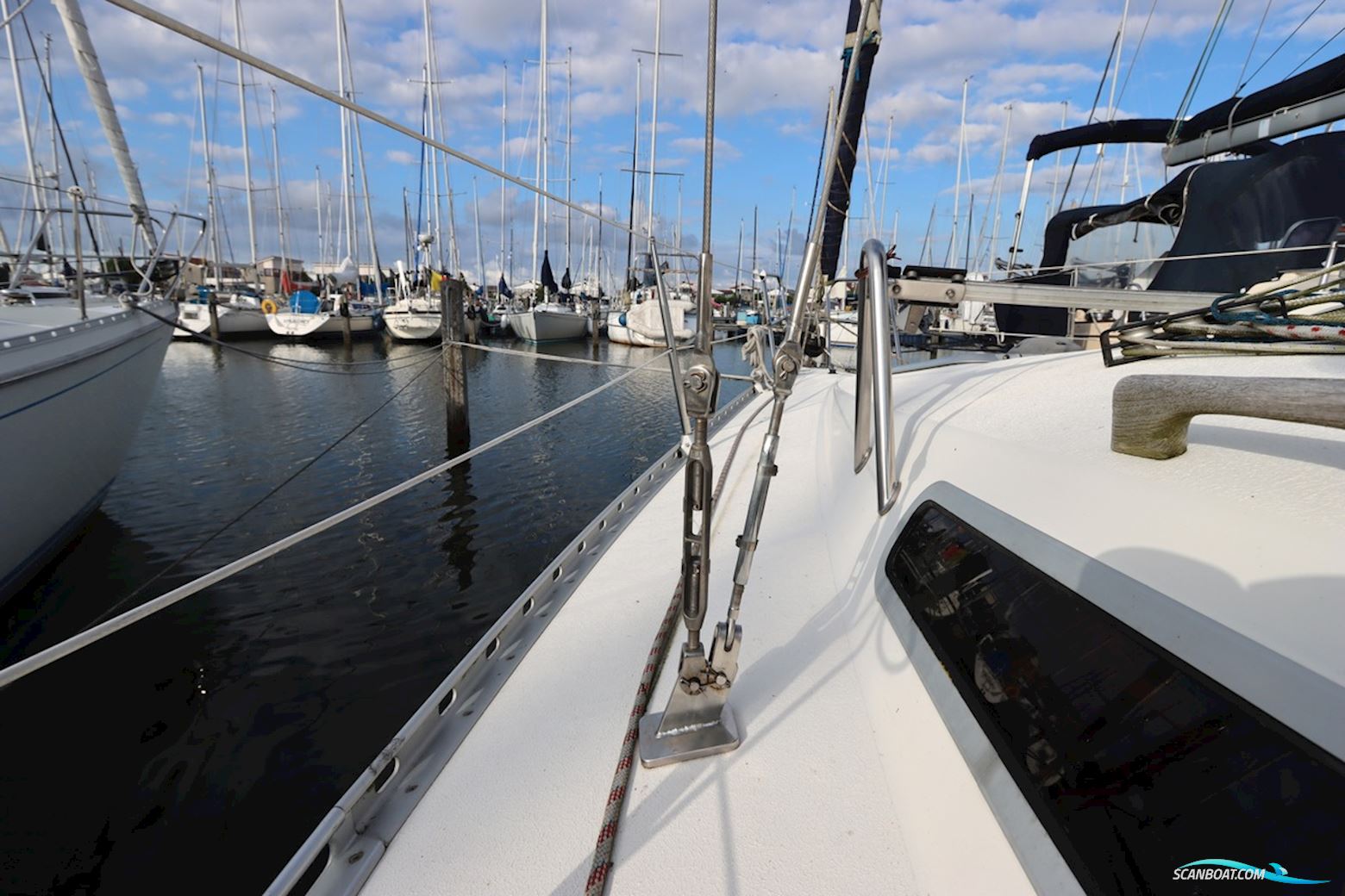 Hanse 301