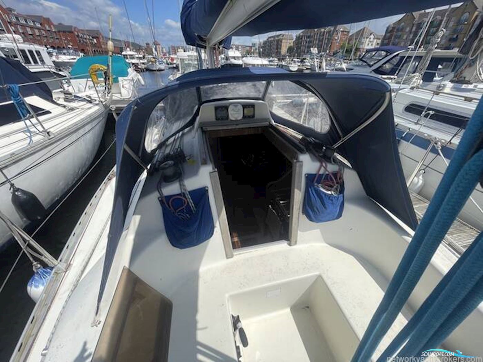 Hanse 301