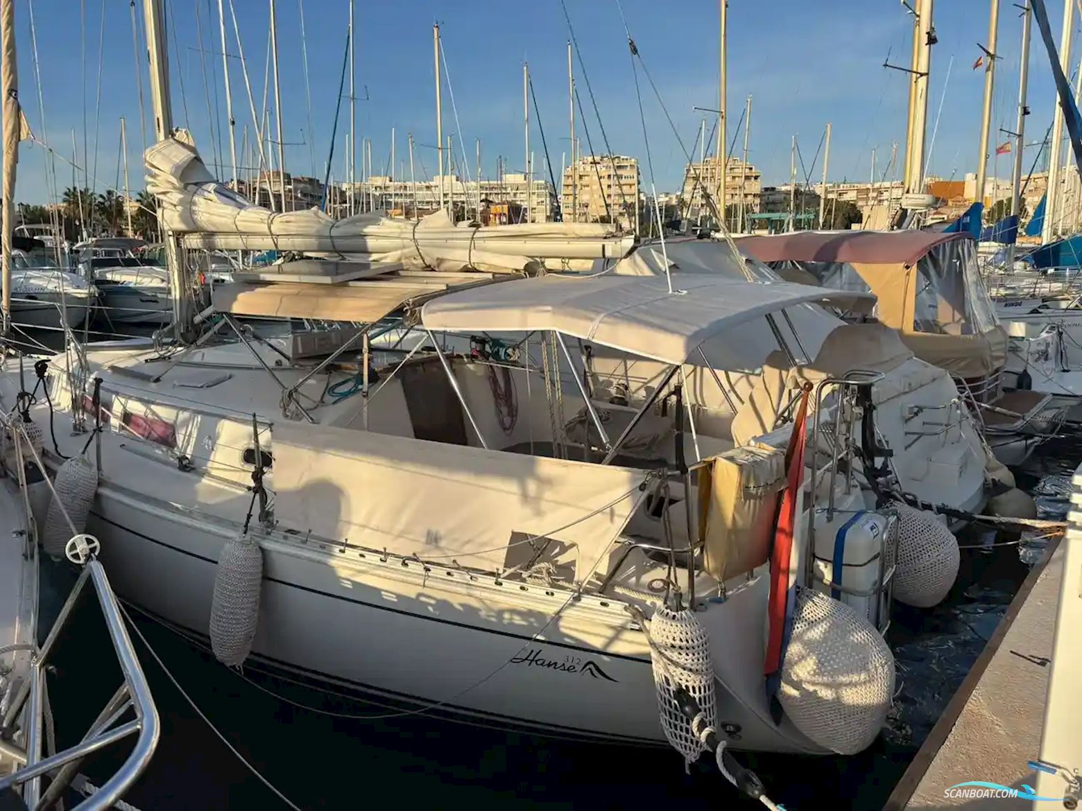 Hanse 312