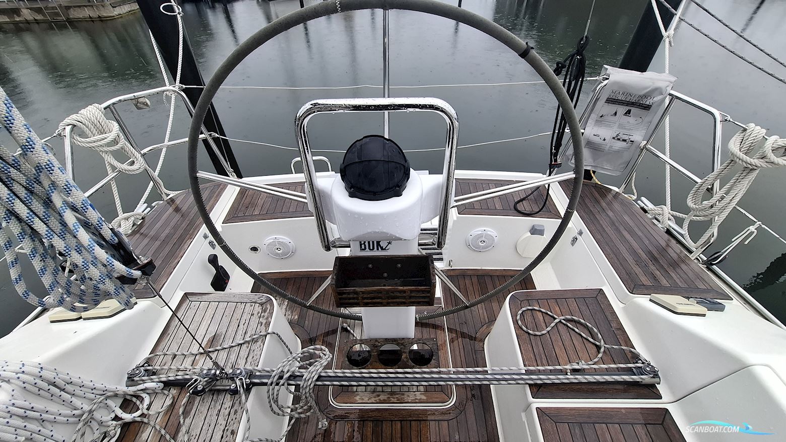 Hanse 320