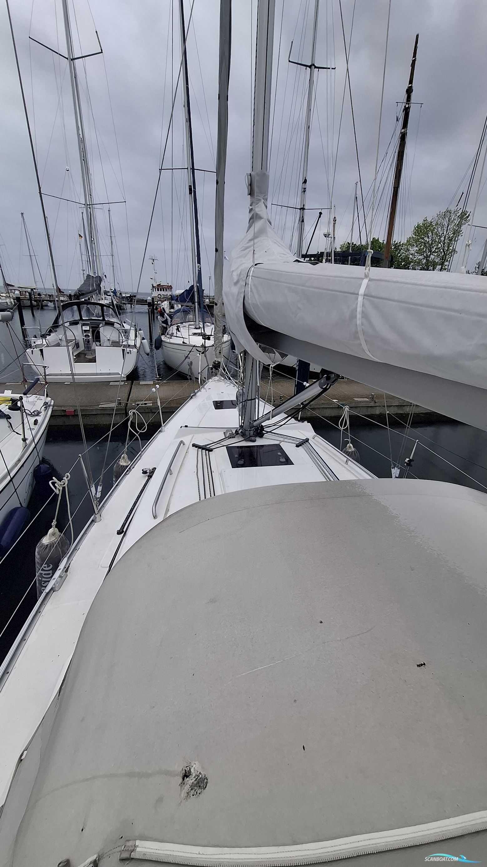 Hanse 320