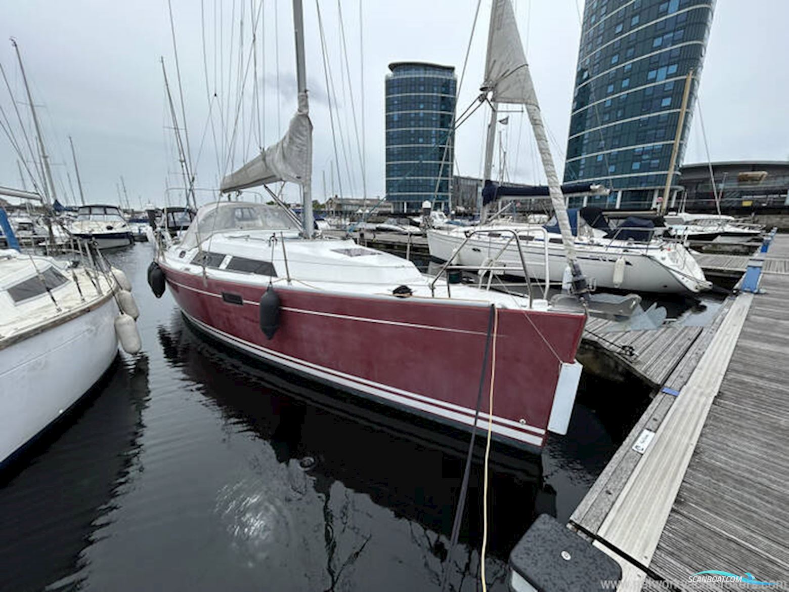 Hanse 320