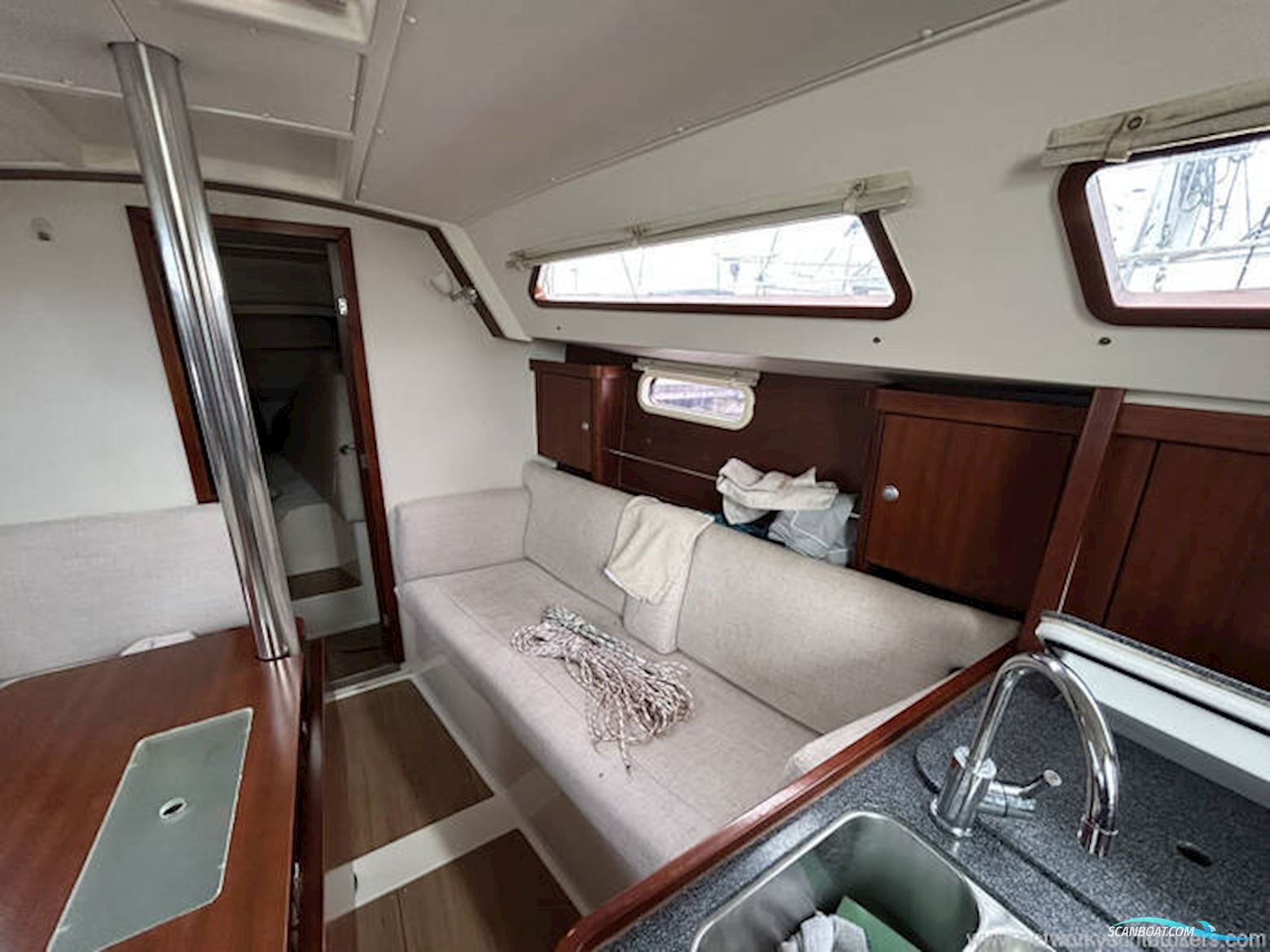 Hanse 320