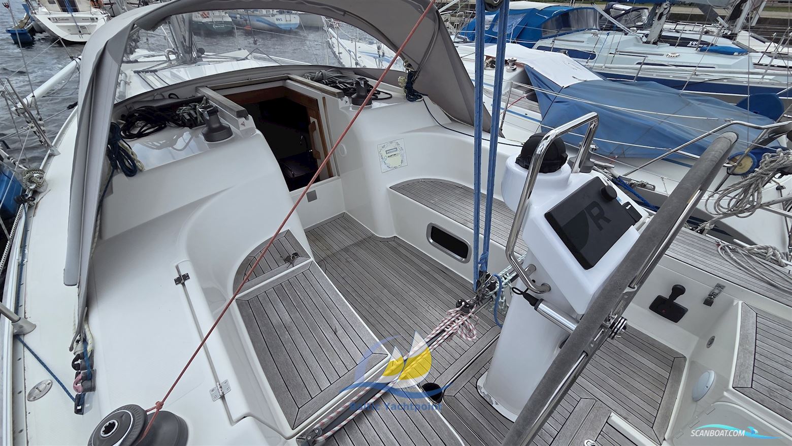 Hanse 320