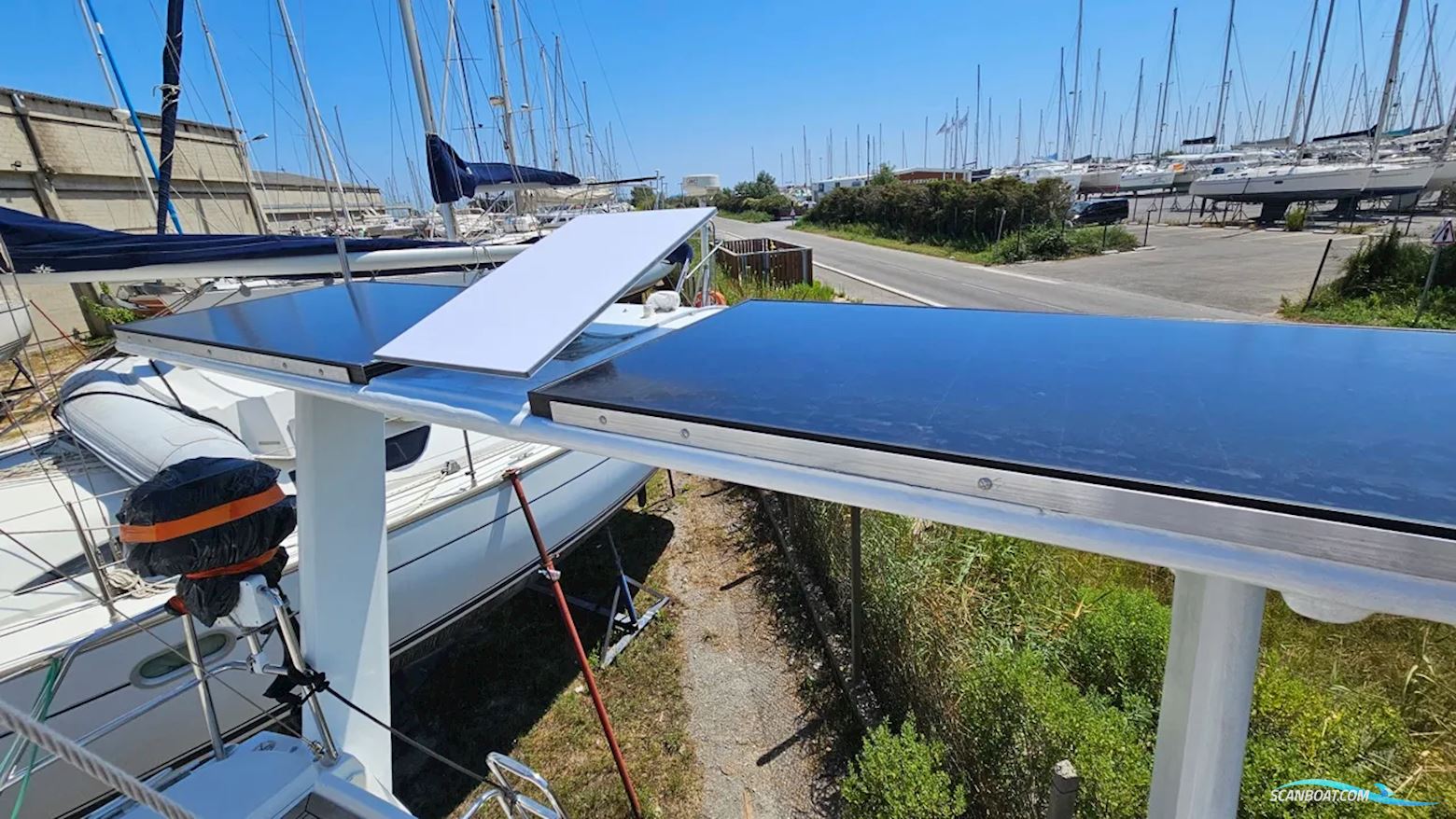 Hanse 320